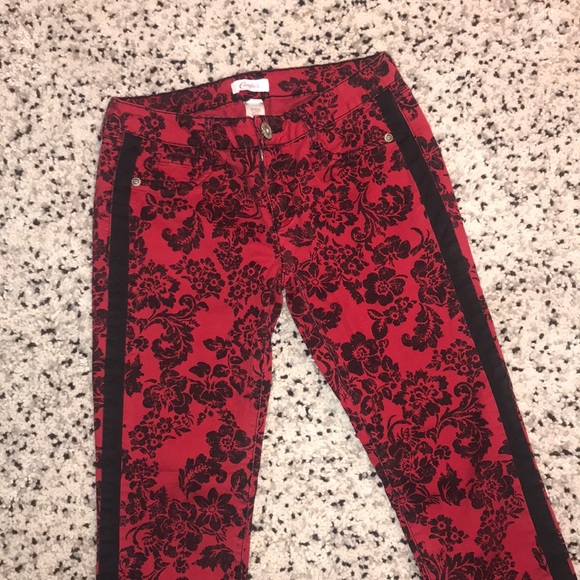Just In✨ Candie’s Red Black Tuxedo Skinny Jeans - Picture 6 of 9